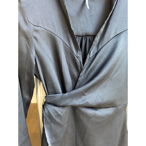 Free People Blouse Sz S Flowy Black Long Sleeve Wrap Top Textured Harley Tunic - Picture 4 of 10